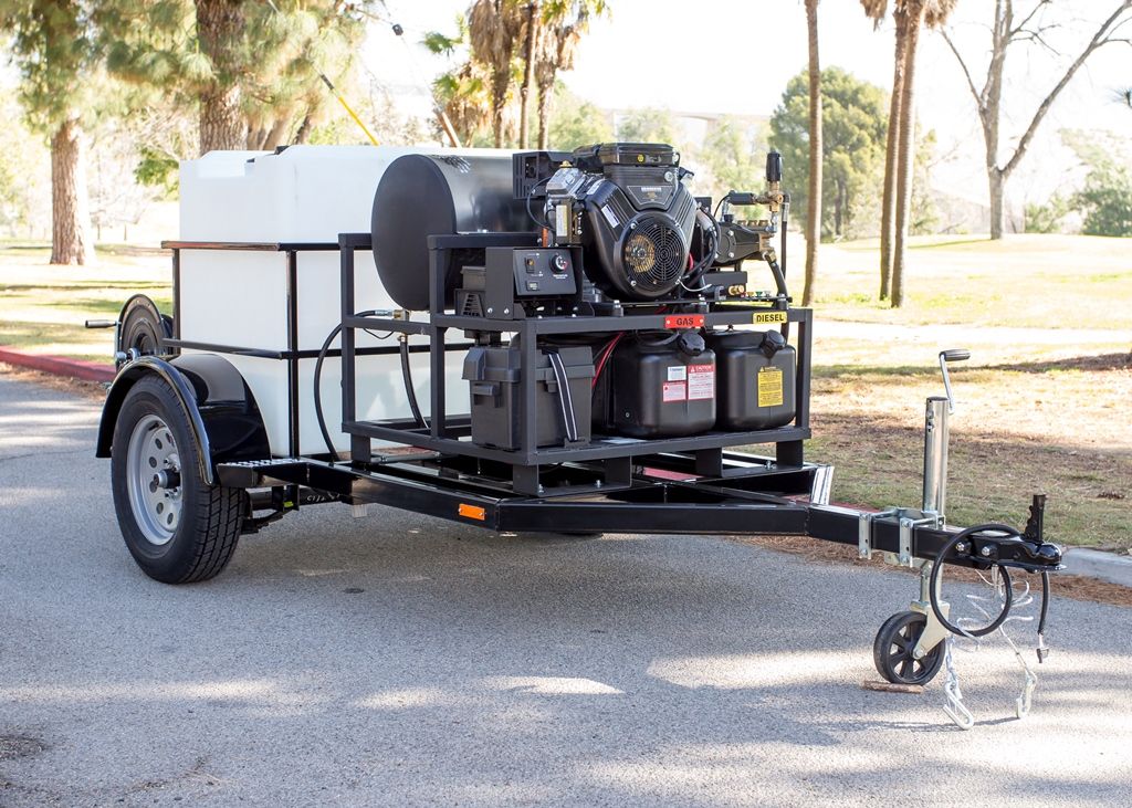 AWW-HDS5 on the UTS230 single axle, photographed by Universal Trailer