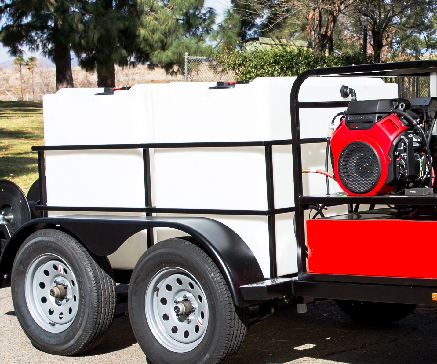 All American Premier PH5035HBOF on a UTT460 tandem trailer, a Universal Trailer build